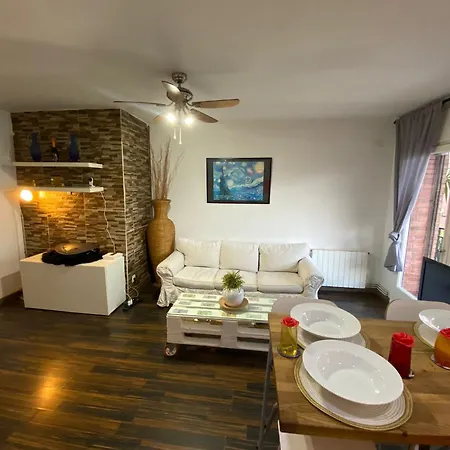 Apartamento - Minimum 3 Nights シッチェス